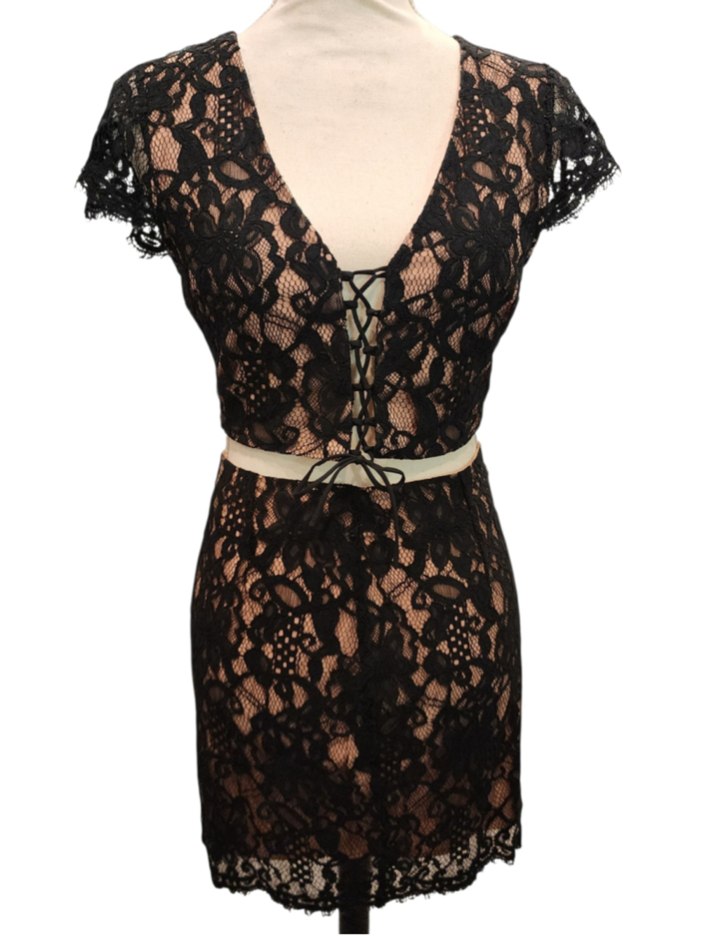 TOBI Black Lace 2 Piece Set Size S Crop Top Mini Skirt Lace-Up Sexy Party Dress